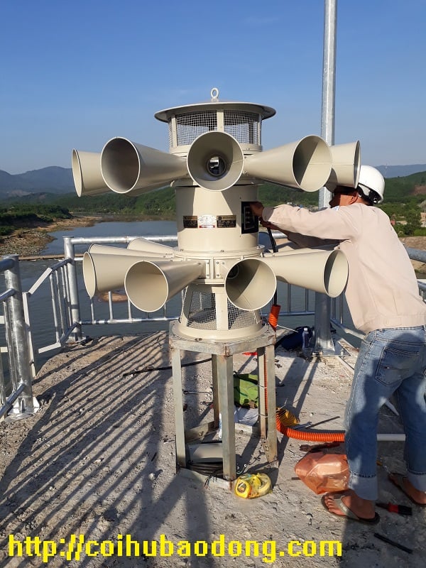Lắp đặt còi báo động cỡ lớn cho công trình thủy điện