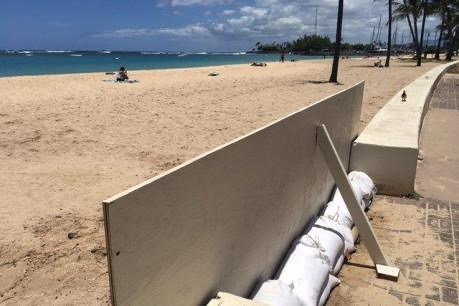 Còi báo động phòng thủ được khôi phục lại ở Hawaii