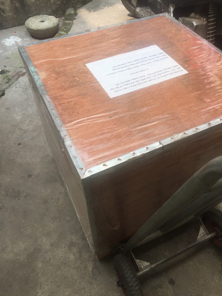 LK-JDL400 được đóng kiện gỗ chắc chắn đưa đi vận chuyển